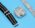 Omega Speedmaster (2026) - Ref. 310.30.42.50.01.001 | Watch Scout thumbnail 4