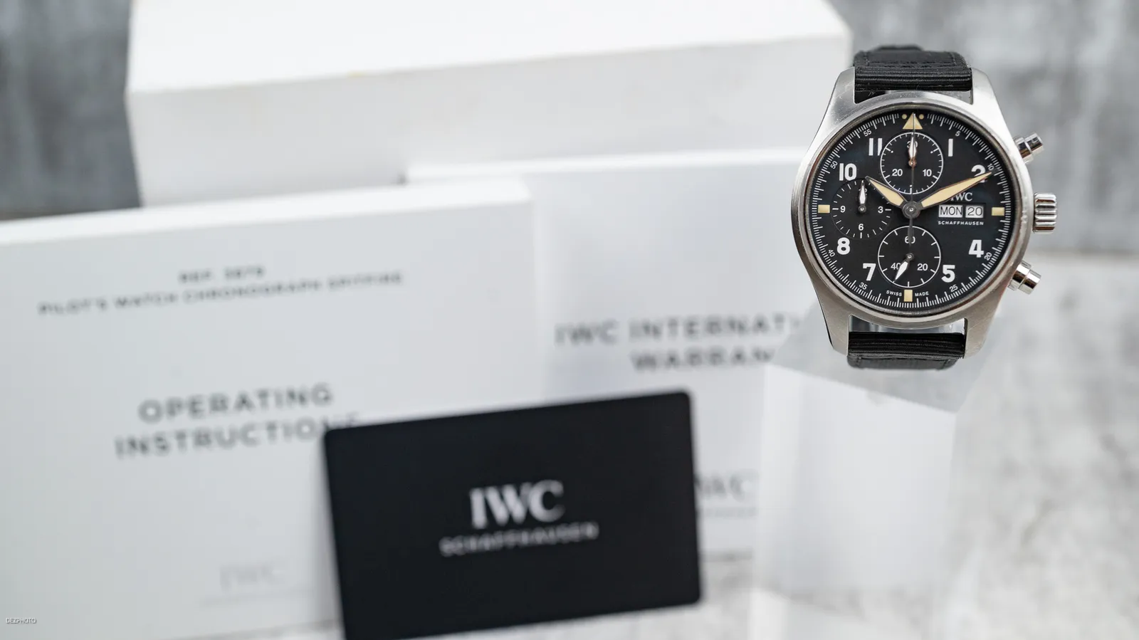 IWC Pilot (2022) - Ref. IW387901 | Watch Scout - image 2