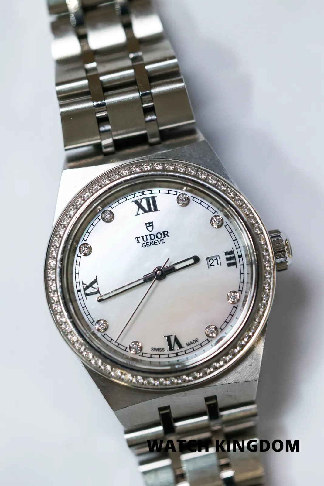 Tudor Royal (2023) - Ref. 28320 | Watch Scout - image 2