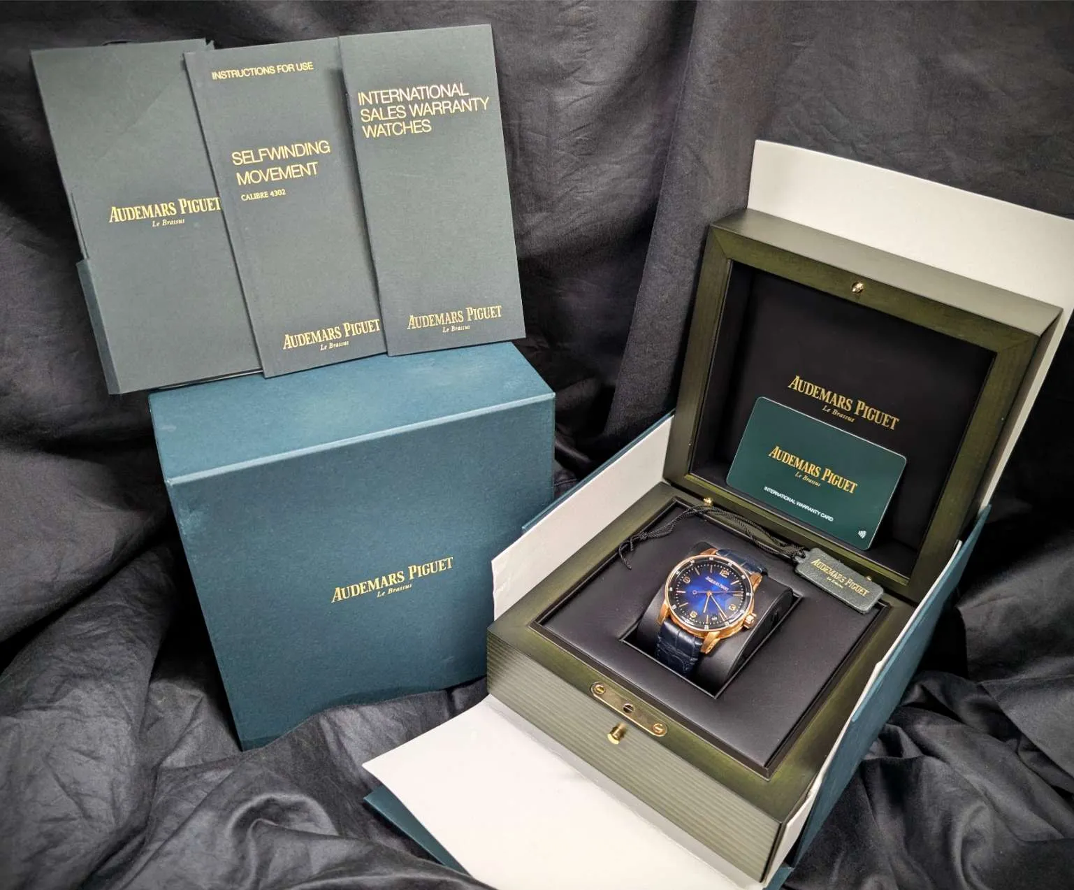 Audemars Piguet Code 11.59 (2023) - Ref. 15210OR.OO.A028CR.01 | Watch Scout - image 2