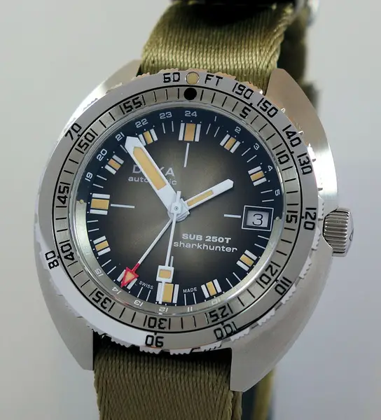 Doxa SUB 250T GMT Sharkhunter Ref. 855.10.101V.10