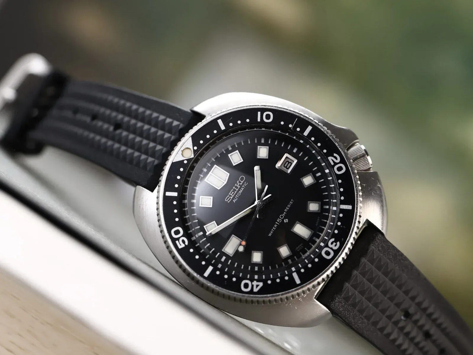 Seiko 6105-8110 Captain Willard (1973) - Ref. 6105-8110 | Watch Scout - image 2