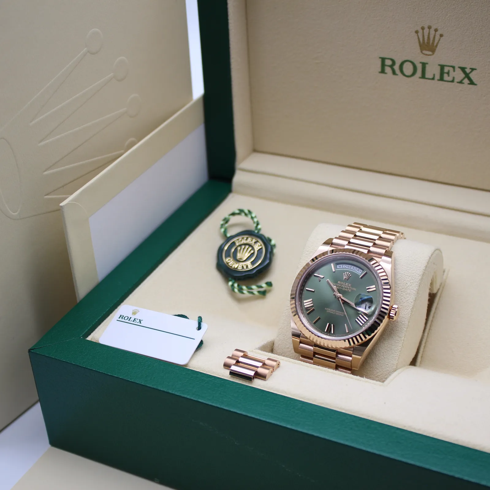 Rolex Day-Date 40 228235, photo 7 of 7