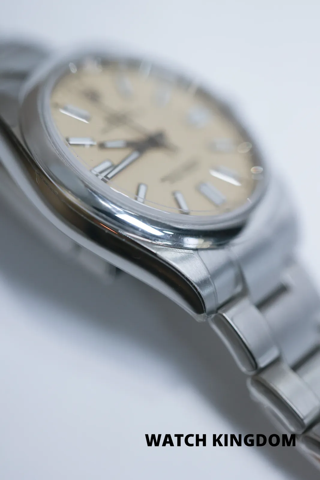 Rolex Oyster Perpetual 41 124300 Price in Australia | $16k - image 2