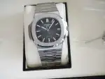 Patek Philippe Nautilus (2020) - Ref. 5711/1A-010 | Watch Scout thumbnail 13