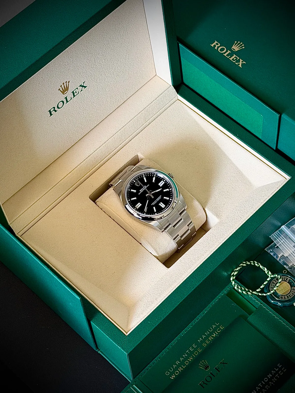 Rolex Oyster Perpetual 41 124300, photo 10 of 10