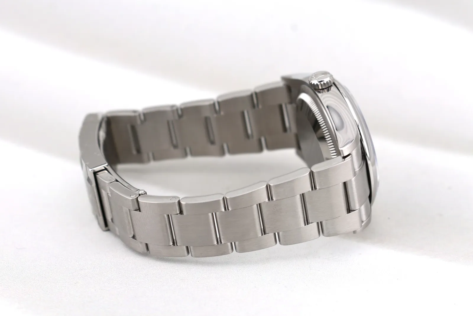 Rolex Oyster Perpetual 36 126000, photo 9 of 9