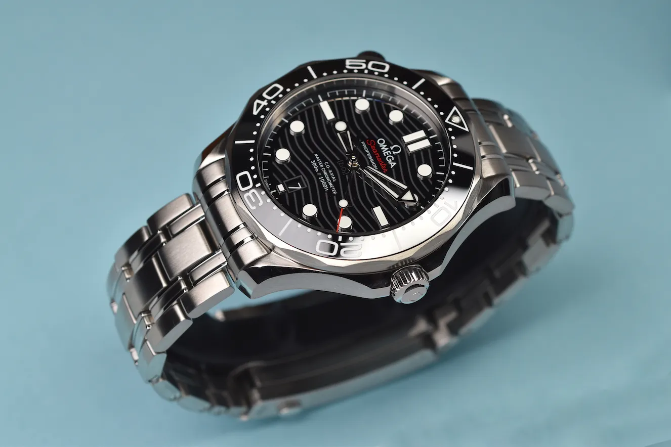 Omega Seamaster Diver 300M (2023) - Ref. 210.30.42.20.01.001 | Watch Scout - image 2