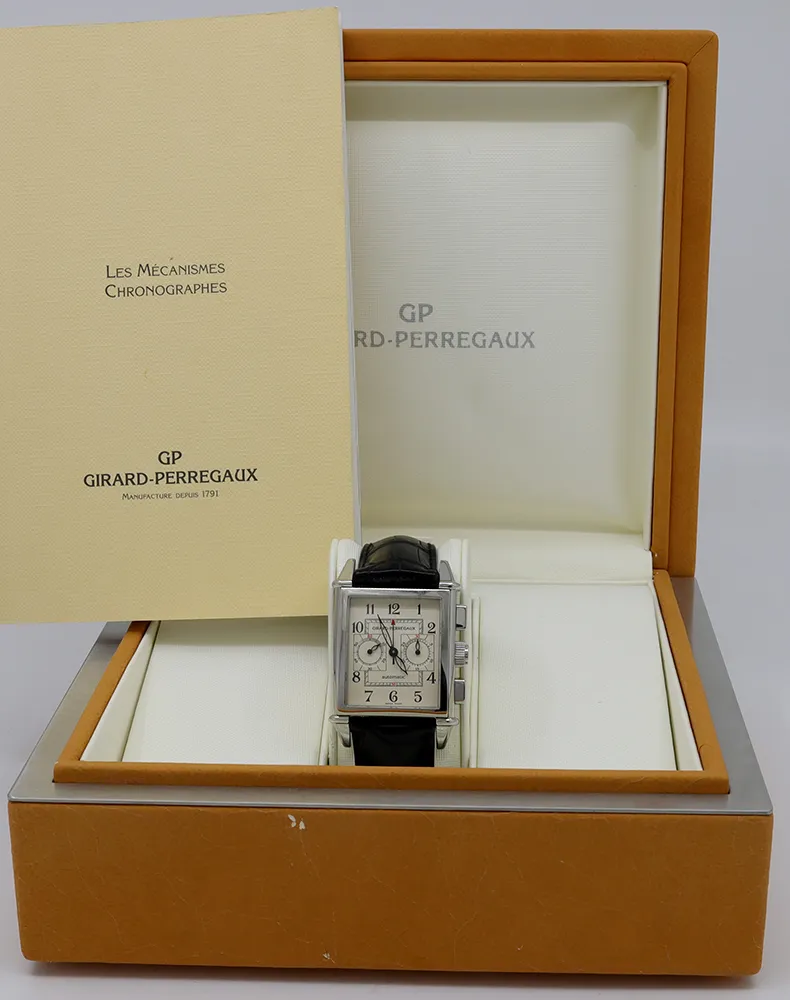 Girard Perregaux Vintage 1945 Chronograph 2599, photo 7 of 7