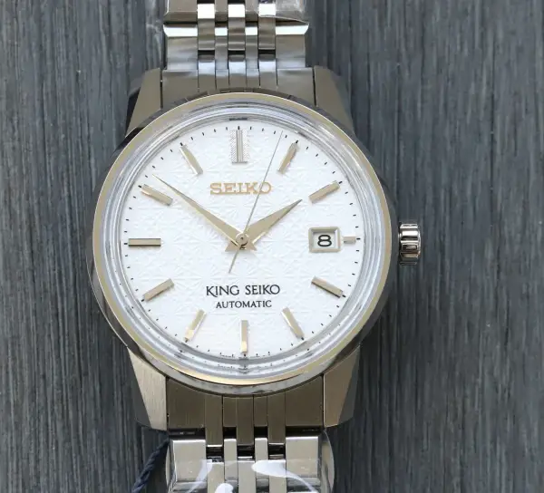 Seiko SJE095