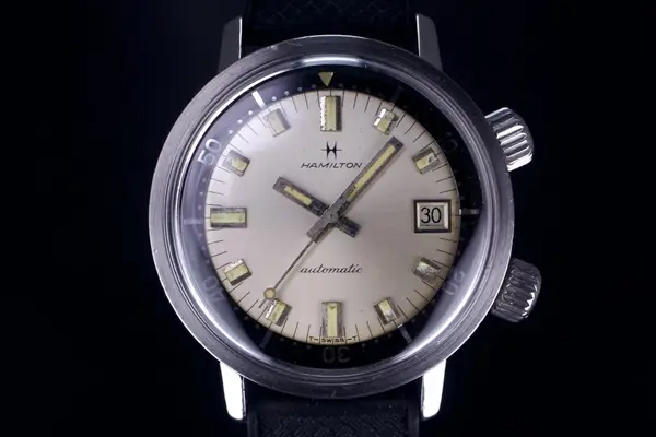 Hamilton 600 Cape Horn