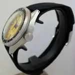 Ollech & Wajs C-1000 Y (2025) - Ref. C-1000 Y | Watch Scout thumbnail 4
