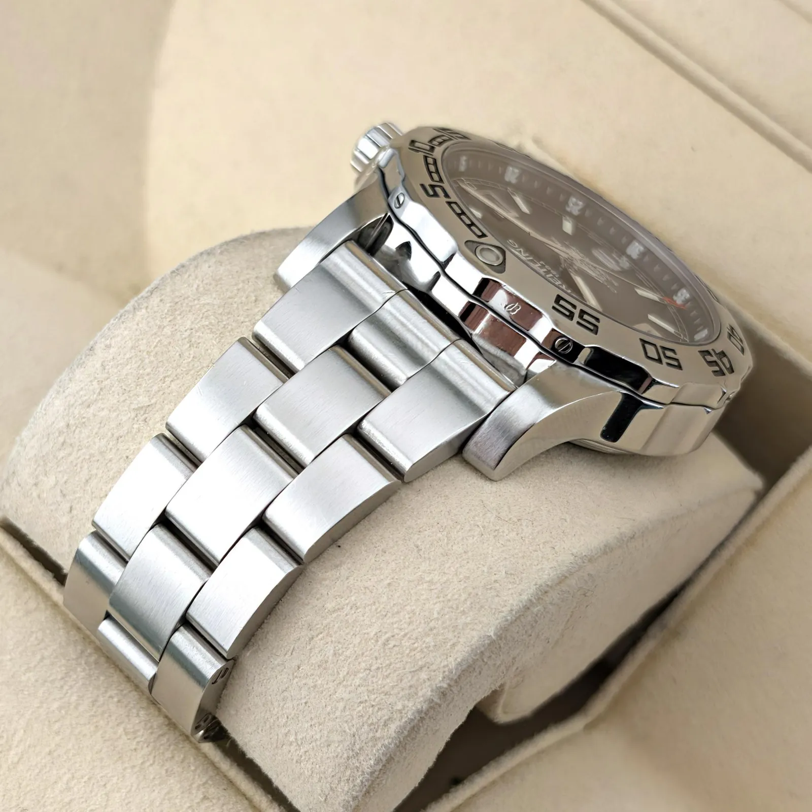 Breitling Colt 44 A74387, photo 5 of 5