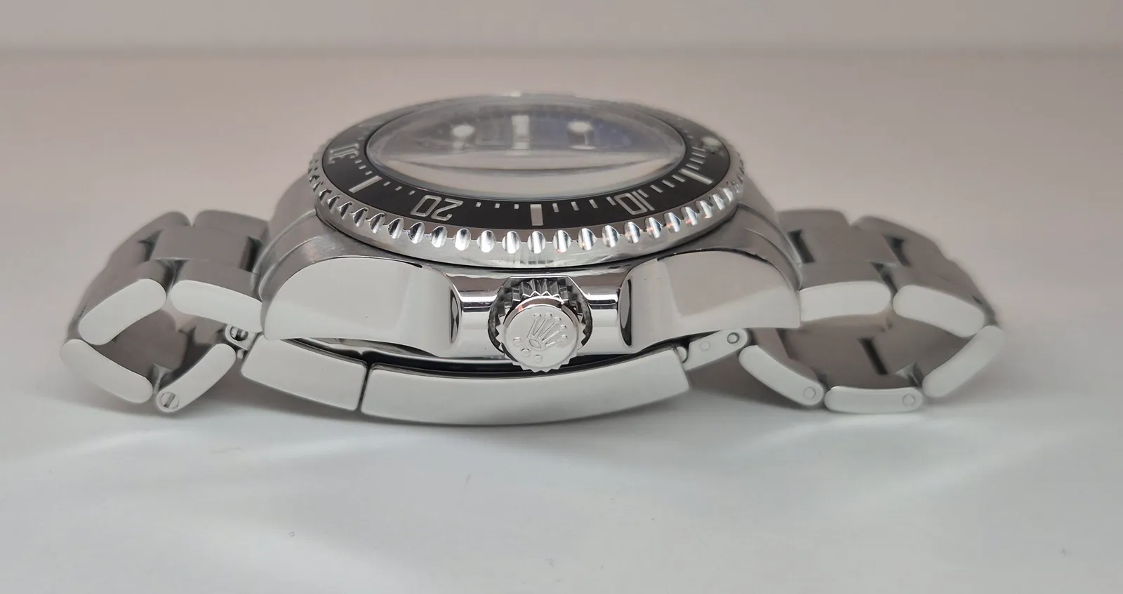 Rolex Sea-Dweller (2017) - Ref. 116660 | Watch Scout - image 2