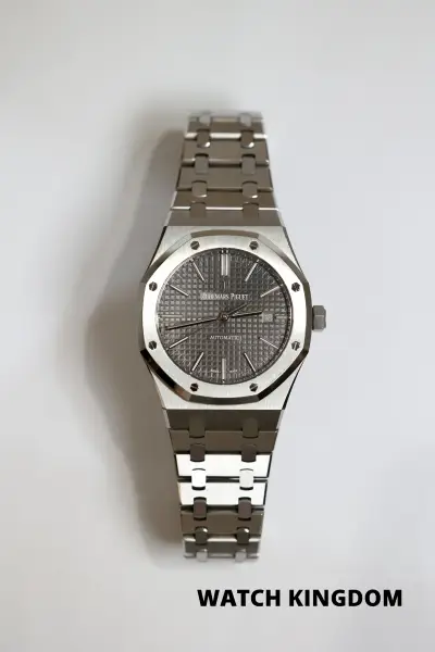 Audemars Piguet Royal Oak Ref. 15400ST
