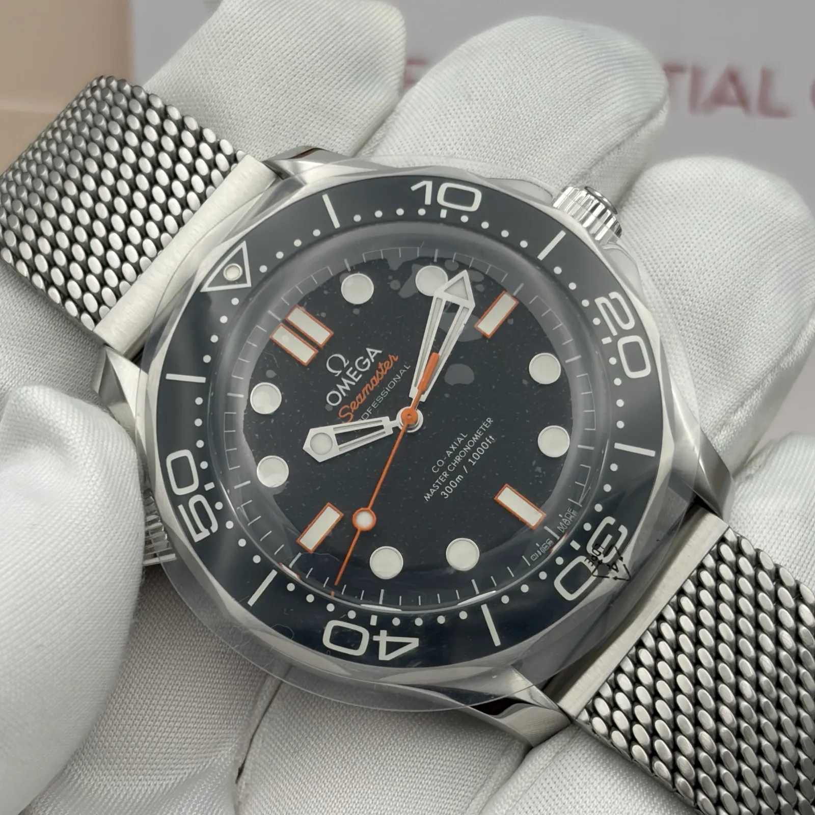 Omega Seamaster Diver 300M 210.30.42.20.01.018, photo 2 of 9