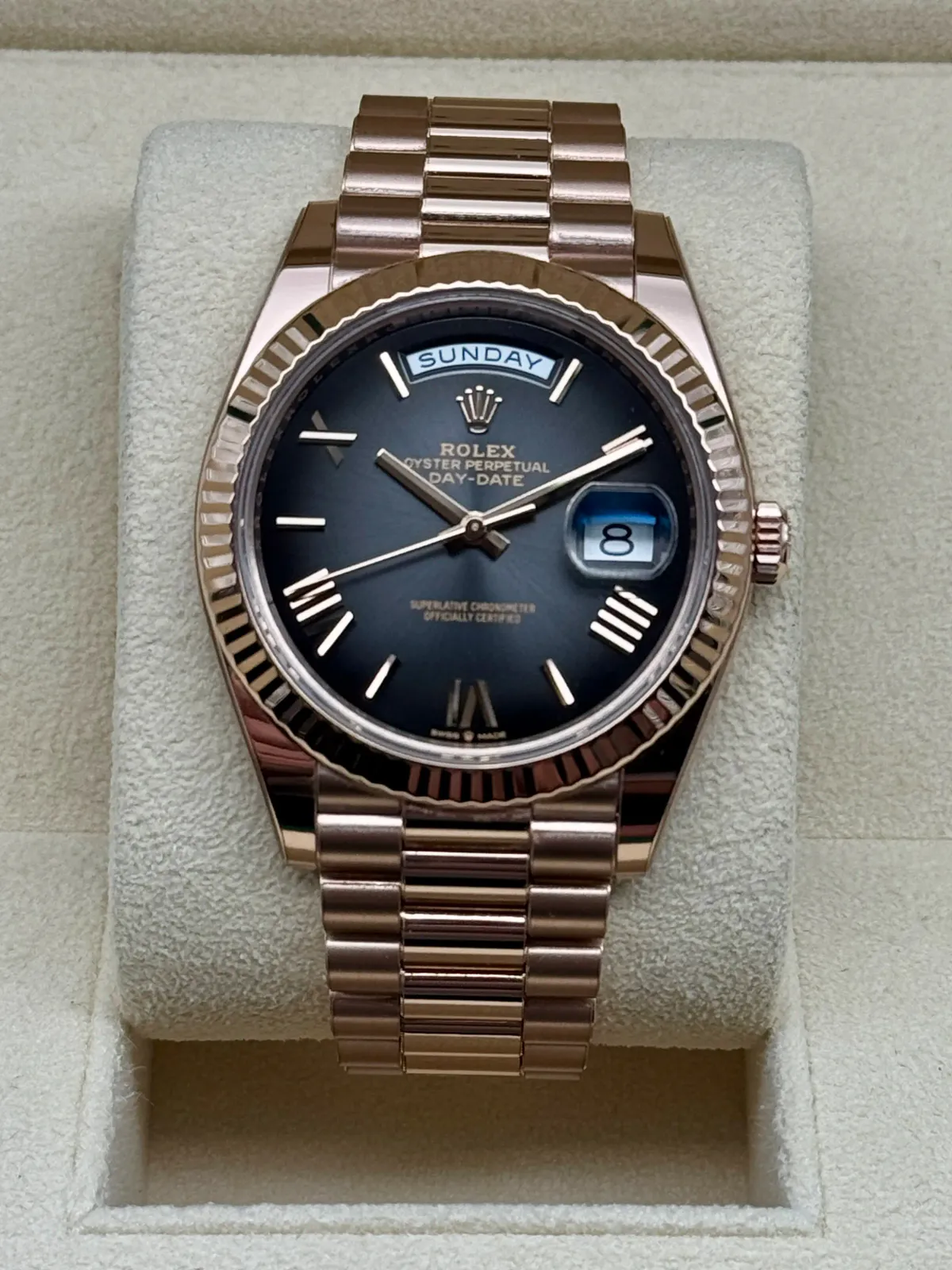 Rolex Day-Date 40 228235, photo 8 of 8