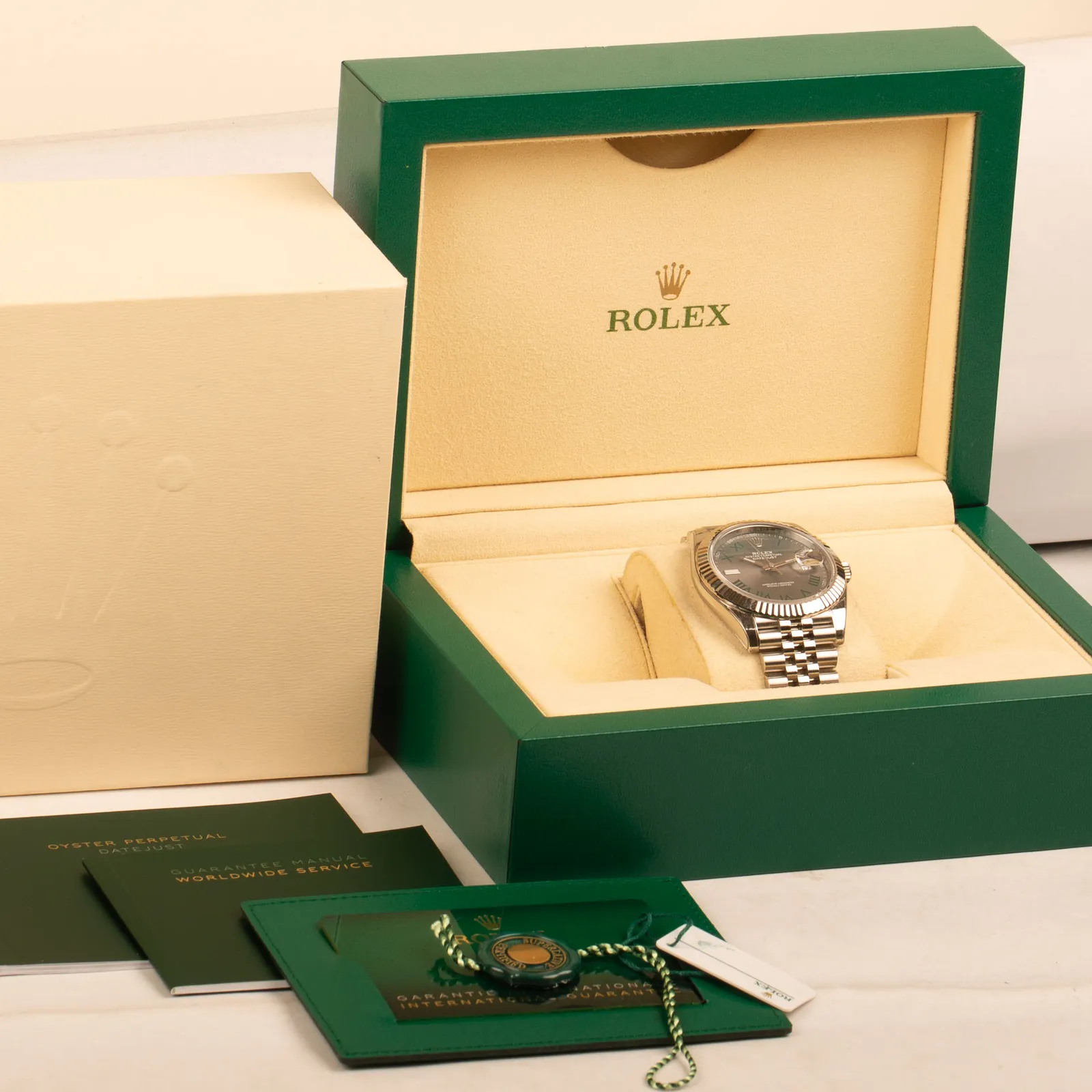 Rolex Datejust 41 126334, photo 10 of 10