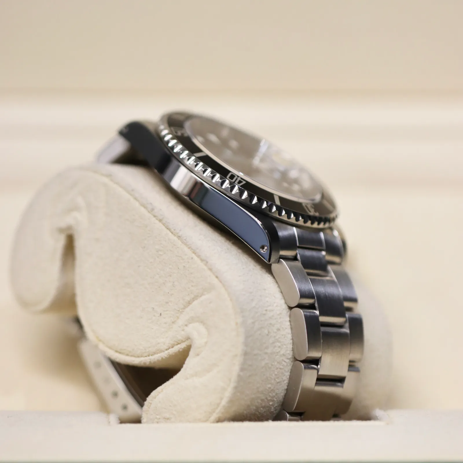 Rolex Submariner Date 16610 Price in Australia | $15k - image 7