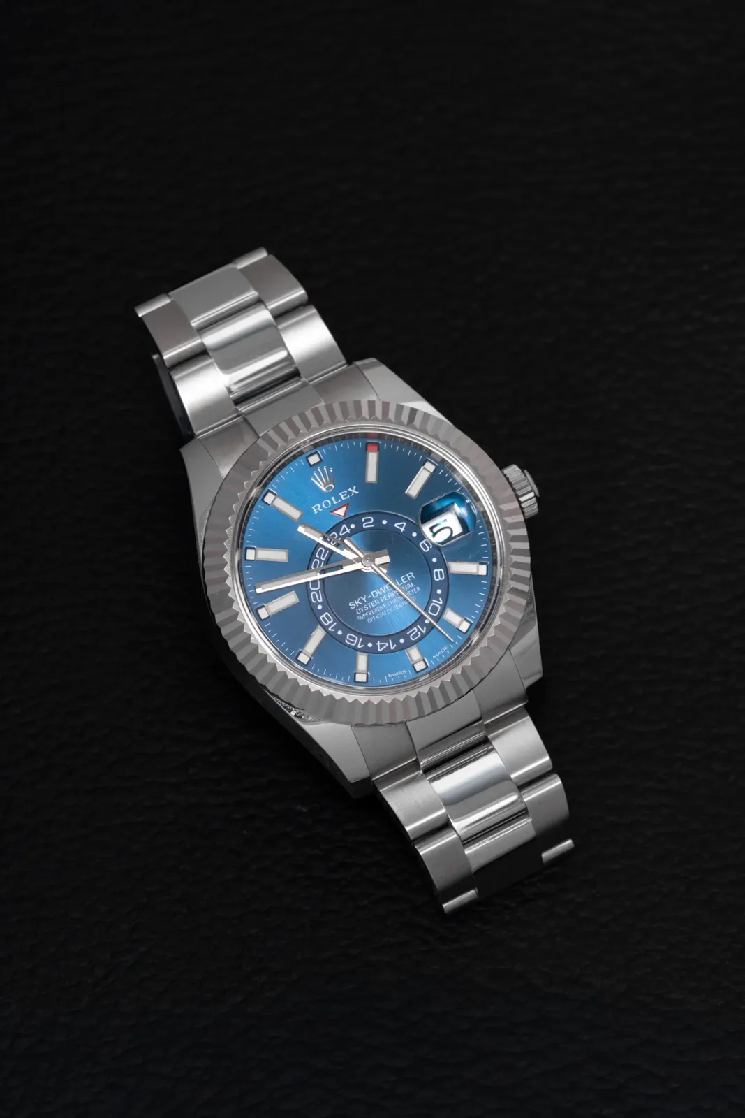 Rolex Sky-Dweller (2022) - Ref. 336934-0005 | Watch Scout - image 2