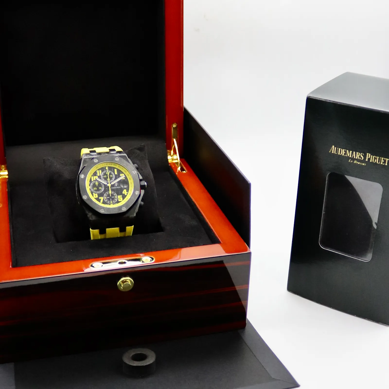 Audemars Piguet Royal Oak Offshore Chronograph 'Bumblebee' 26176F0.00.D101.CR.03 Price in Australia | $25k - image 5