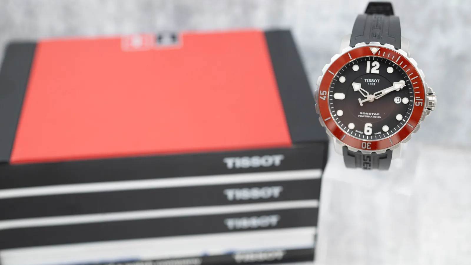 Tissot Seastar 1000 (2015) - Ref. T066407A | Watch Scout - image 2
