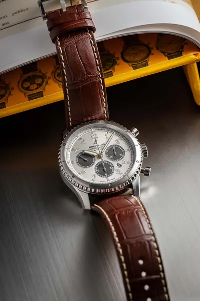 Breitling Navitimer