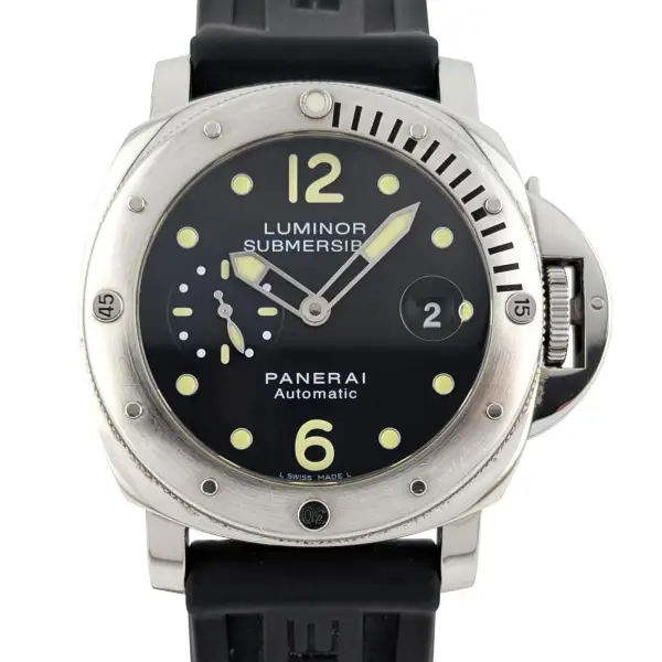 Panerai Luminor Submersible