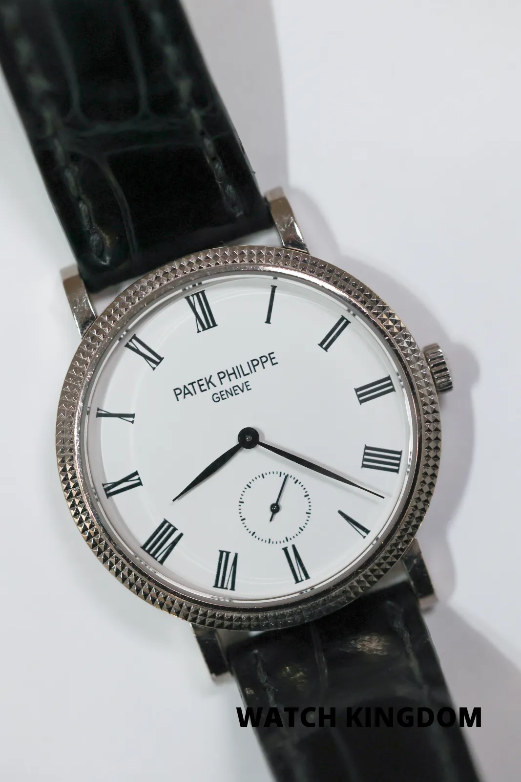Patek Philippe Calatrava (2013) - Ref. 7119G-010 | Watch Scout - image 2
