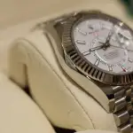 Rolex Sky-Dweller (2026) - Ref. 336934 | Watch Scout thumbnail 9