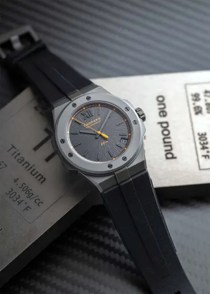 Chopard Alpine Eagle 41 Titanium Cadence 8HZ High Frequency