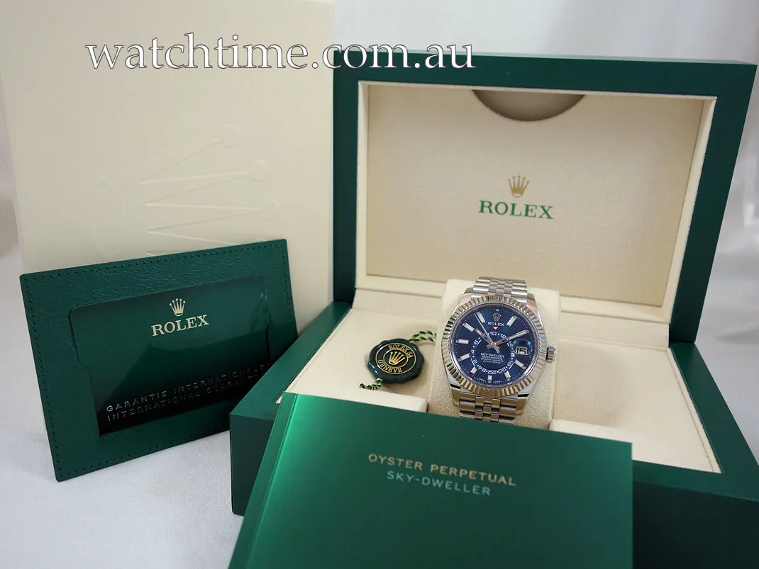 Rolex Sky-Dweller (2022) - Ref. 326934 | Watch Scout - image 2