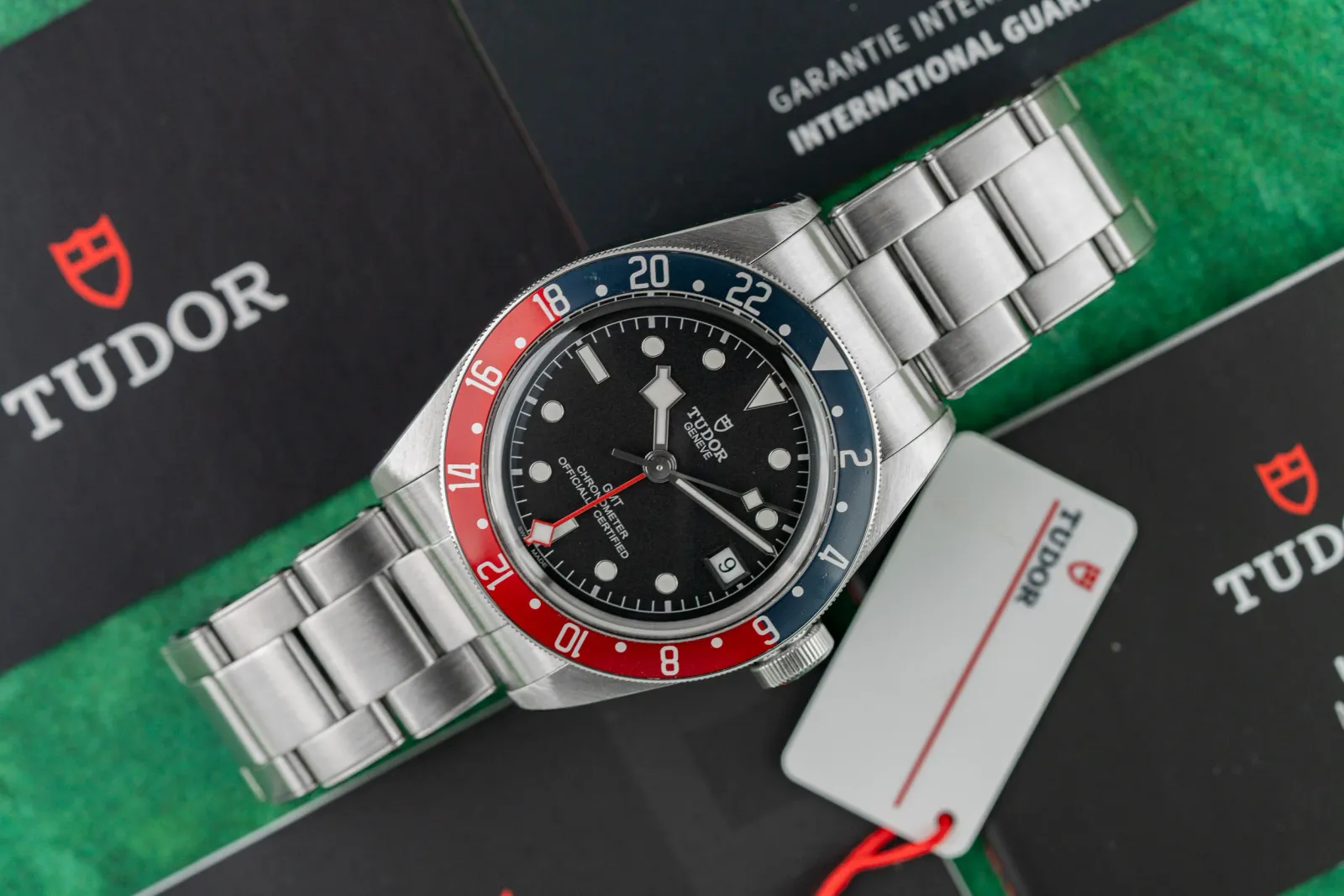 Tudor Black Bay GMT (2022) - Ref. 79830RB | Watch Scout - image 2