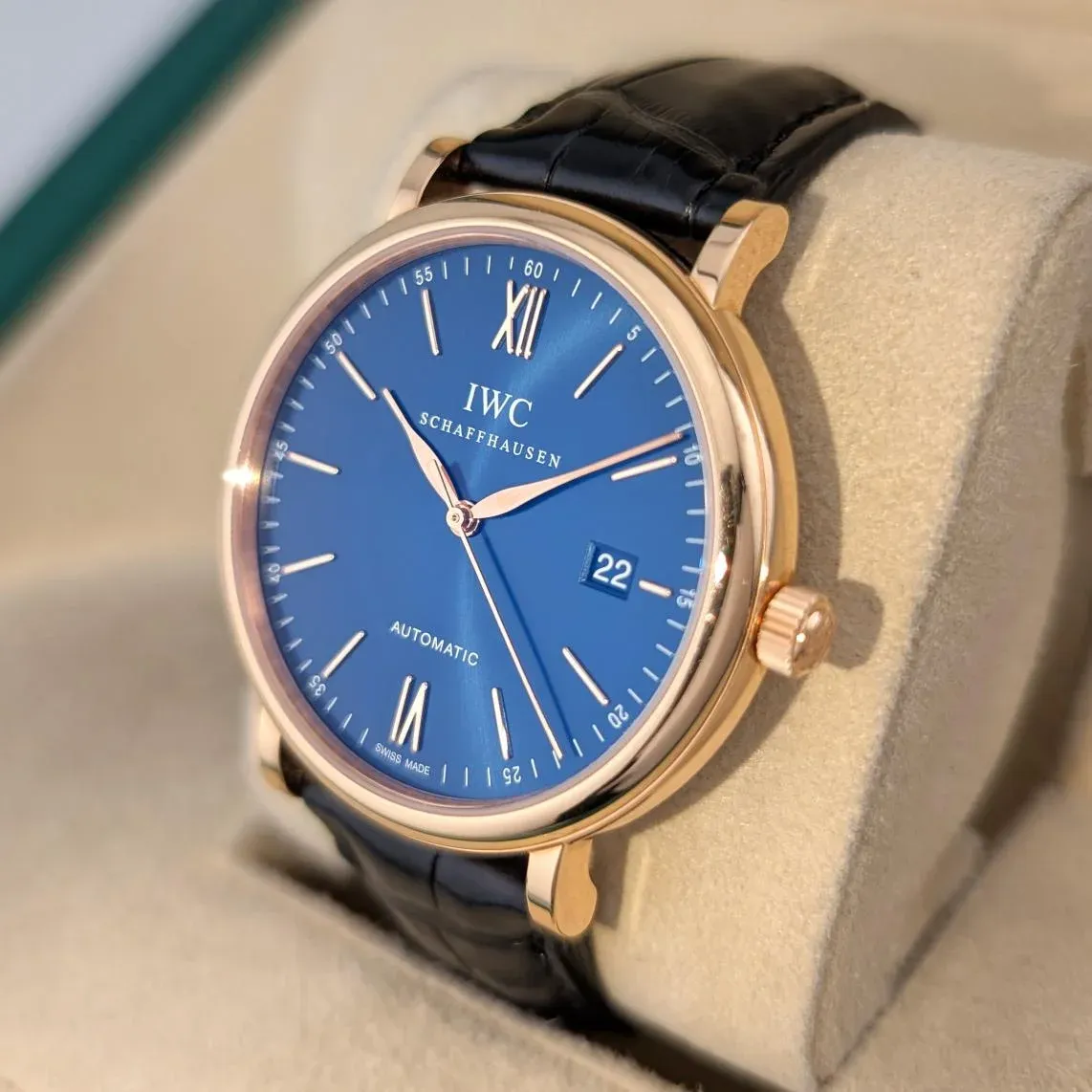 IWC Portofino Automatic 18k 5N Rose Gold (2020s) - Ref. IW356522 | Watch Scout - image 2