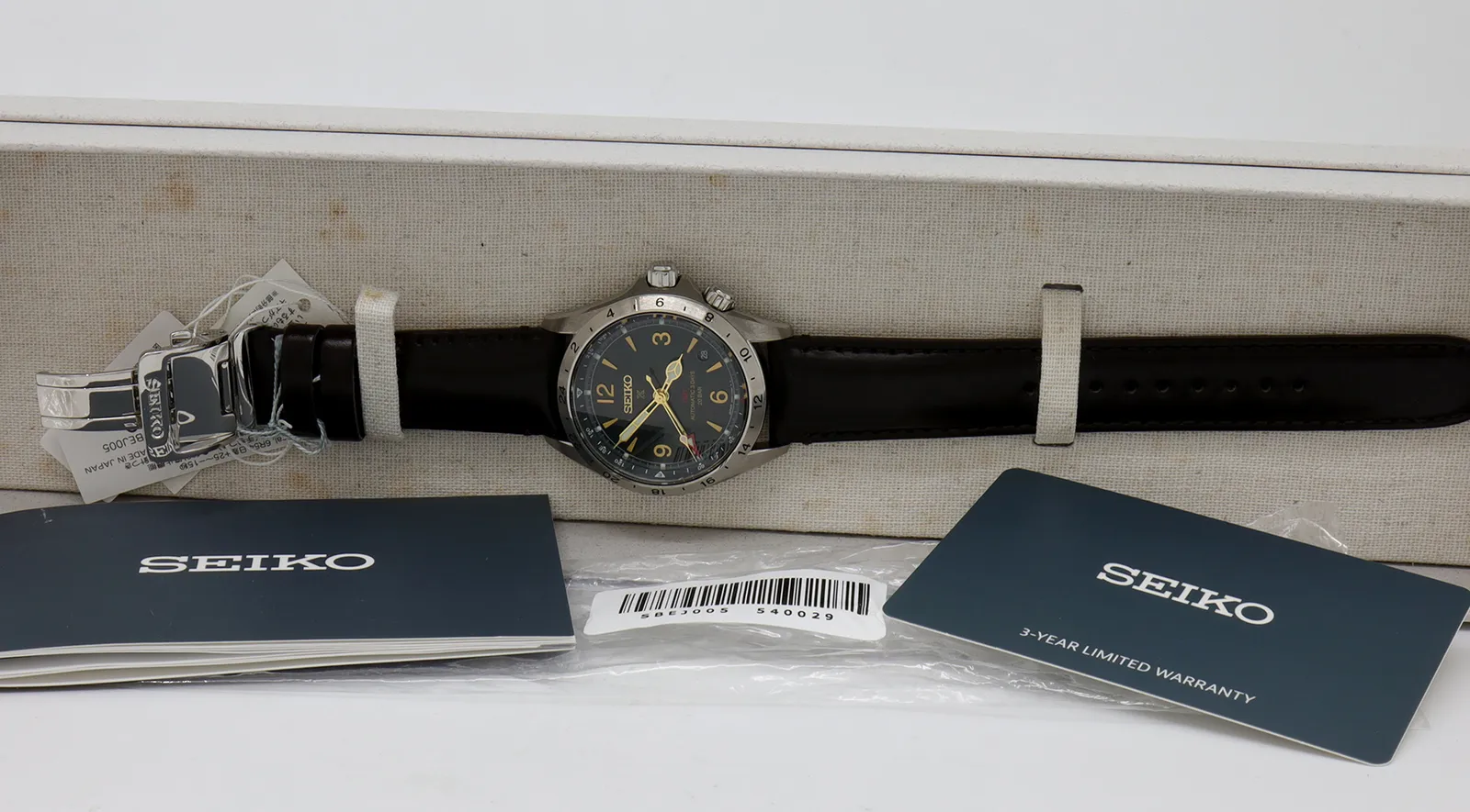 Seiko Prospex Alpinist GMT 200m SBEJ005 Price in Australia | $1.3k - image 7